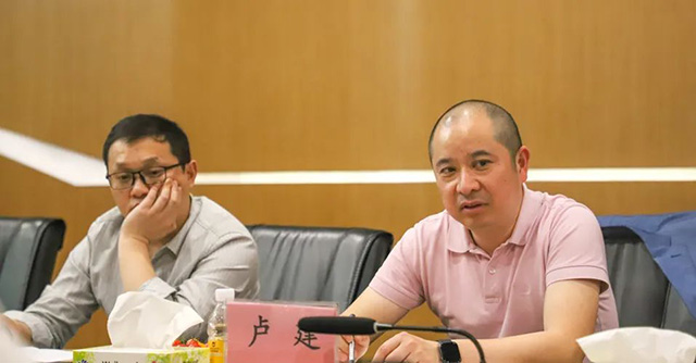 中国有色金属加工工业协会一行人听取了福鹿会F6发展战术的汇报