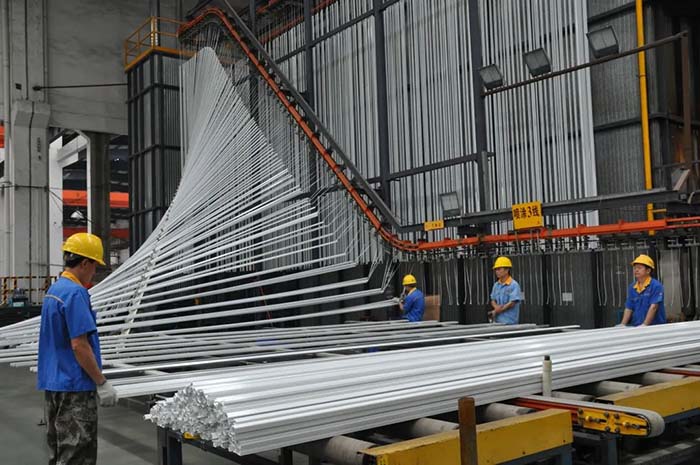 佛山市2023年企业家大会|福鹿会F6集团荣获2022年度佛山市"造作业高质量发展百佳企业"