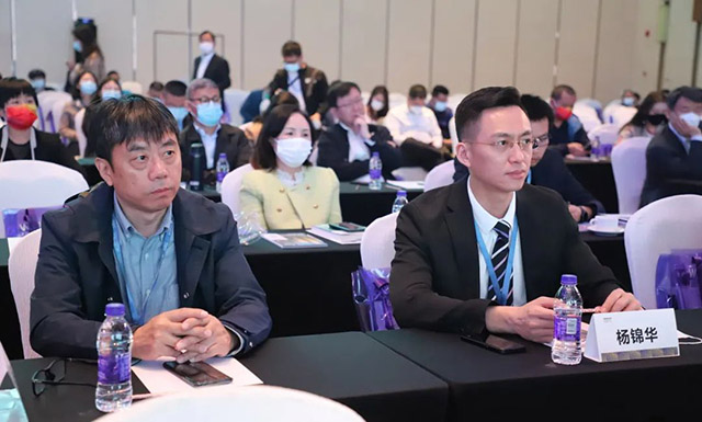 福鹿会F6集团销售总经理刘洪之、副总经理杨锦华代表出席活动