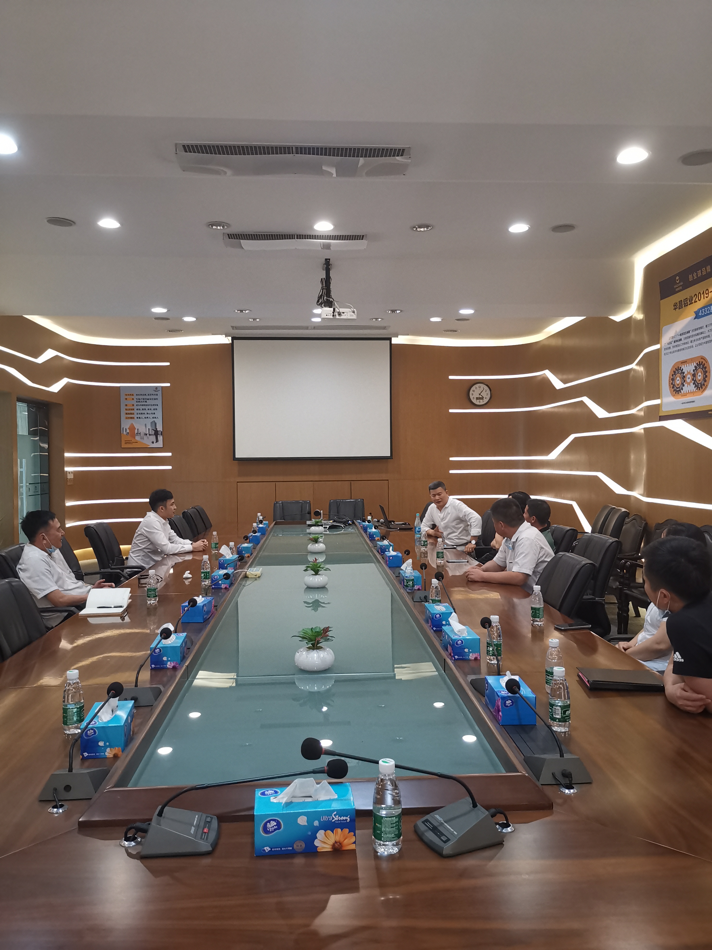 强强联手!福鹿会F6铝业集团与顶固集团达成缜密合作关系